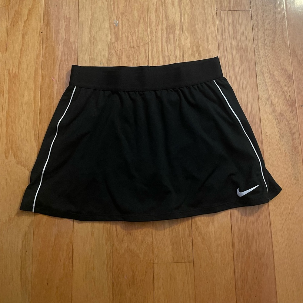 Nike size S tennis skirt